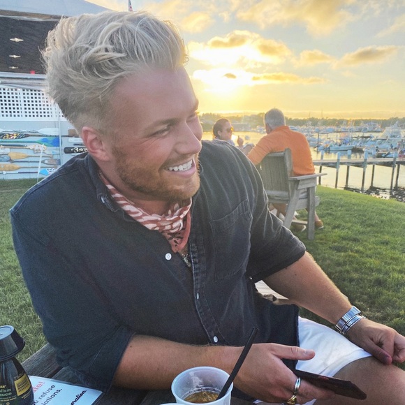 Meet your Posher, John - Picture 2 of 3